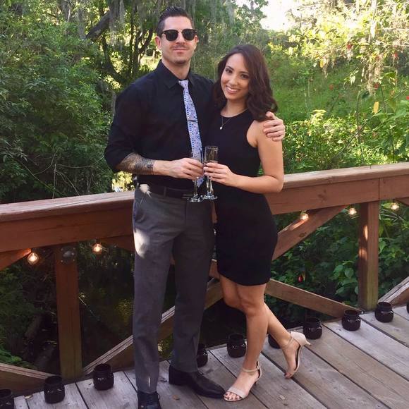 Meet your Posher, Jenn - Picture 1 of 1